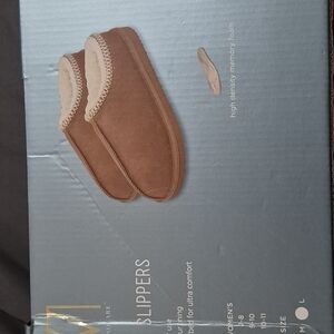 Unk Women's Brown Slippers